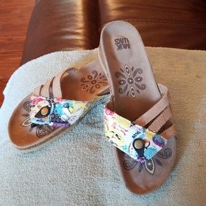 Womens sandals